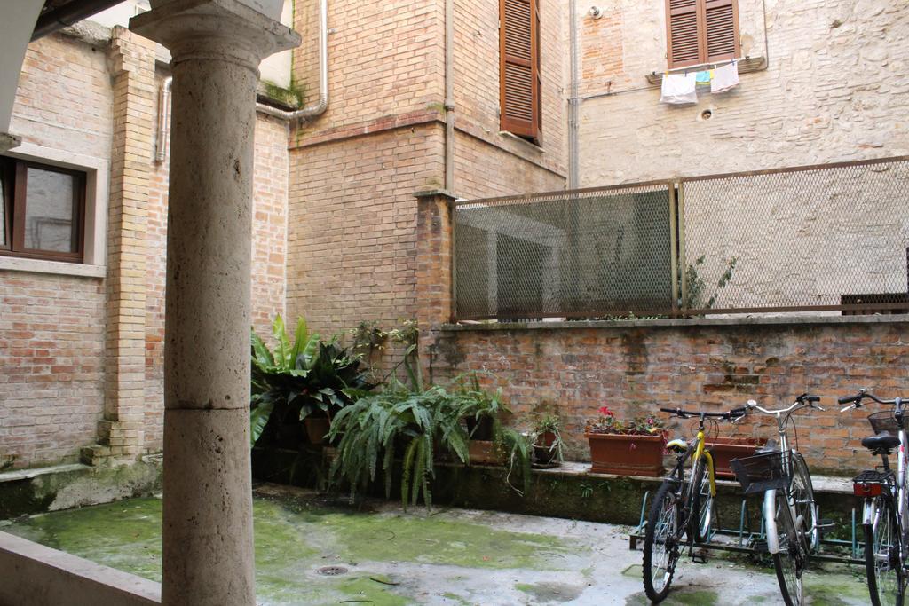 B&B Palazzo Migliani Ascoli Piceno Eksteriør billede
