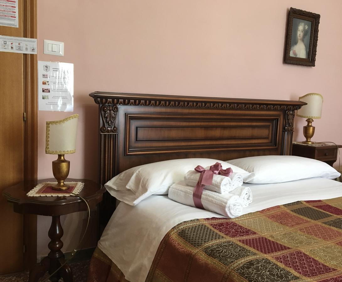 B&B Palazzo Migliani Ascoli Piceno Eksteriør billede